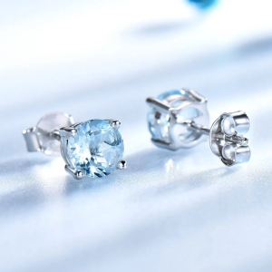 Briaca 0.50 - 1.80 Carat Aquamarine Round cut 