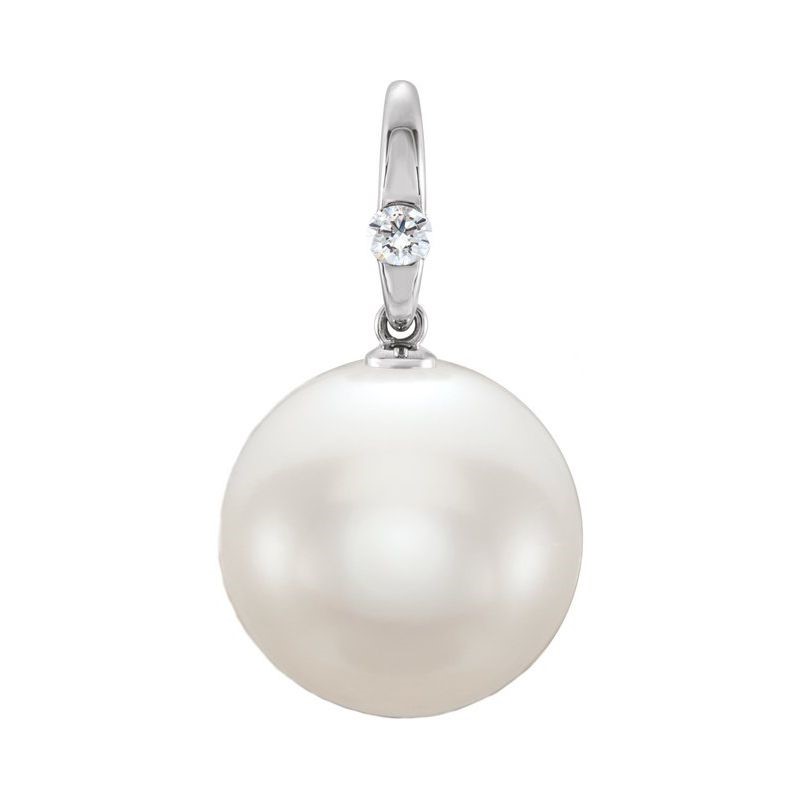 12.00 MM Round Fresh Water Pearl And Natural Diamond Set Pendant