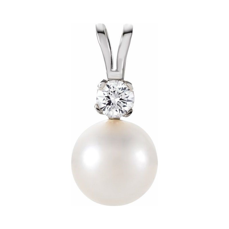6.00 MM Round Fresh Water Pearl And Natural Diamond Pendant
